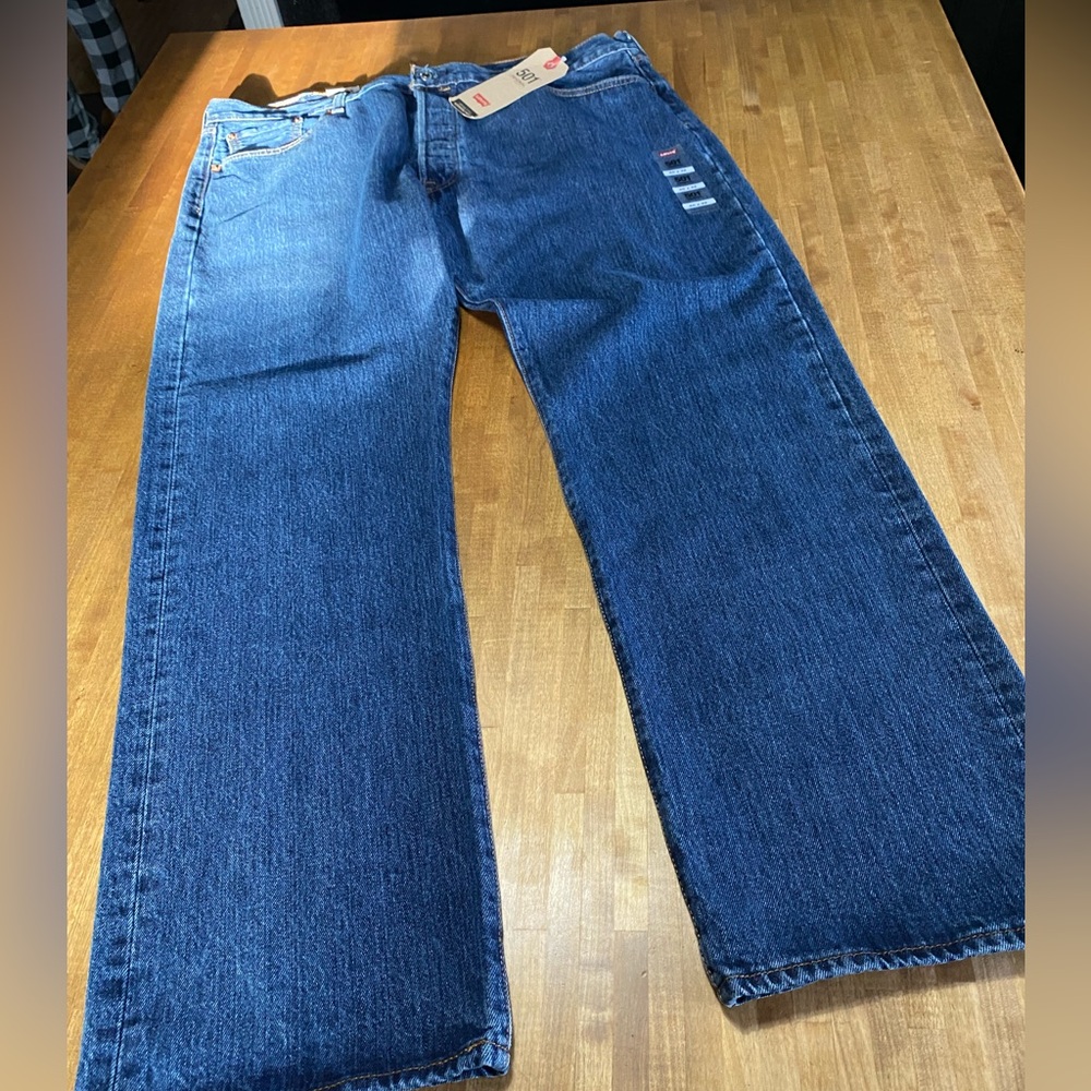 Levi's Men's Dark Blue 501 Straight Jeans - Picture 3 of 6
